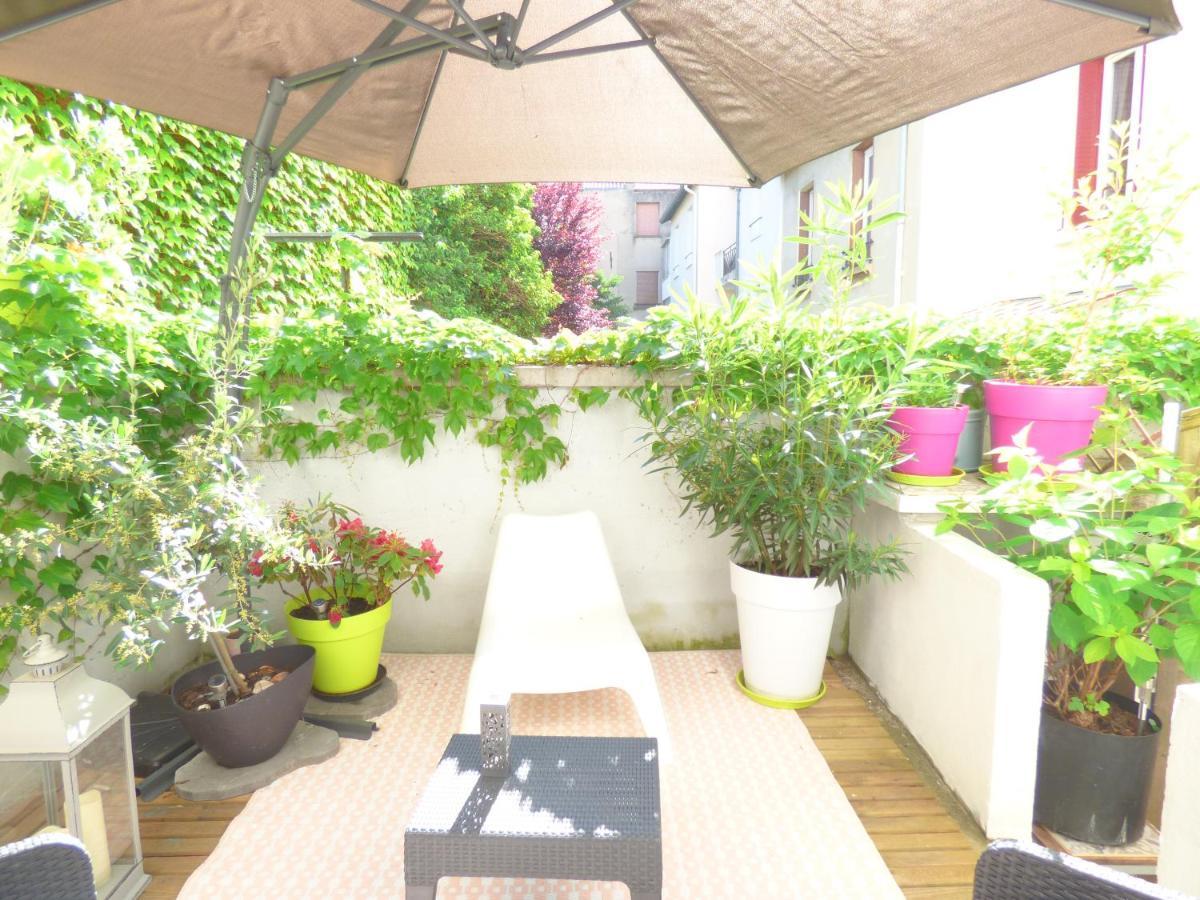 Ferienwohnung Les Cocons De Stephanie Vichy Exterior foto