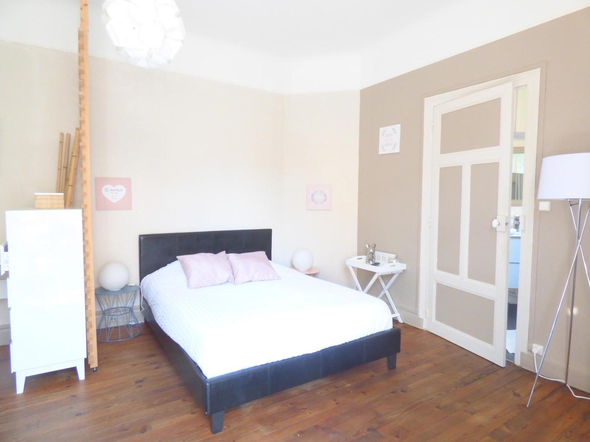 Ferienwohnung Les Cocons De Stephanie Vichy Exterior foto